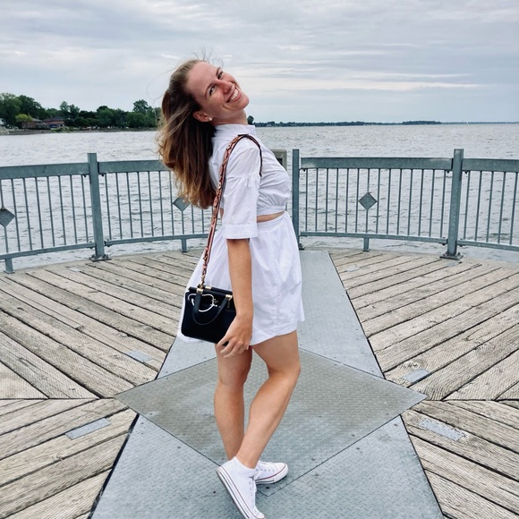 Meet your Posher, Marie - Picture 1 of 1